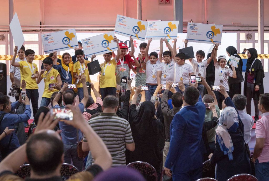 گزارش تصویری مسابقات انتخابی پانزدهمین المپیاد جهانی روباتیک WRO نمایشگاه بین المللی تهران شهریور 97